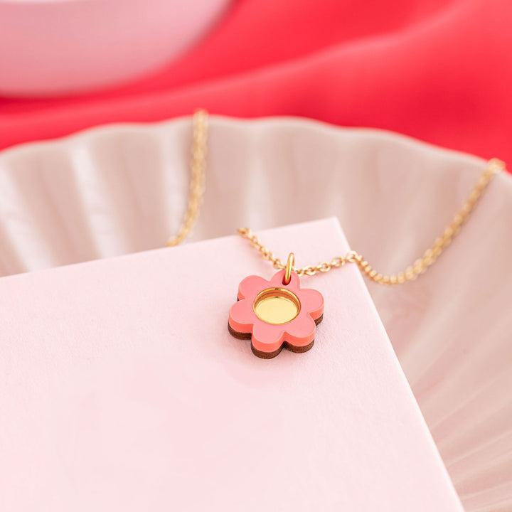 Daisy Necklace in Coral Pink and Gold