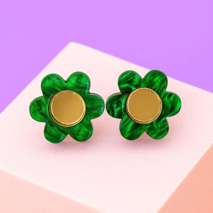 Daisy Stud Earrings in Green Pearl