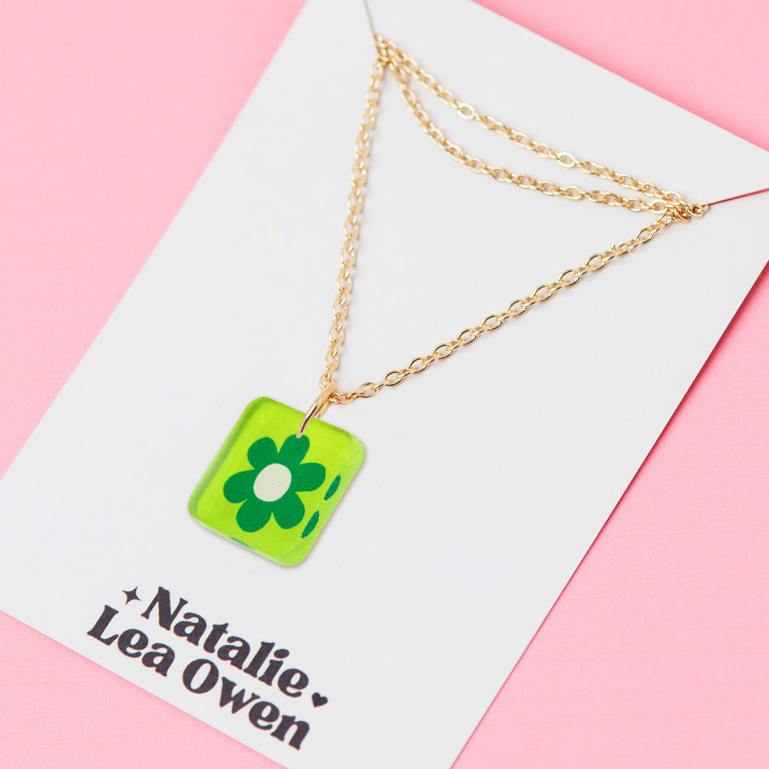 Daisy Charm Pendant Necklaces