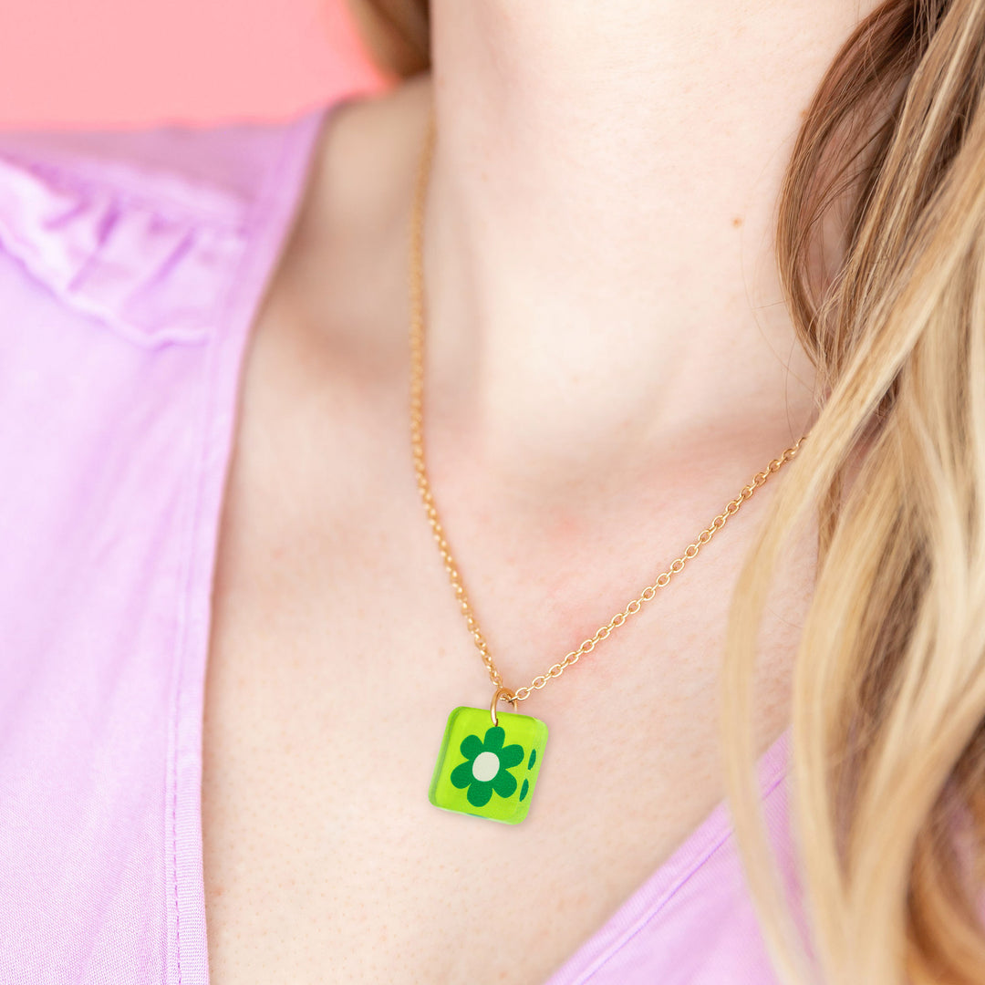 Daisy Charm Pendant Necklaces