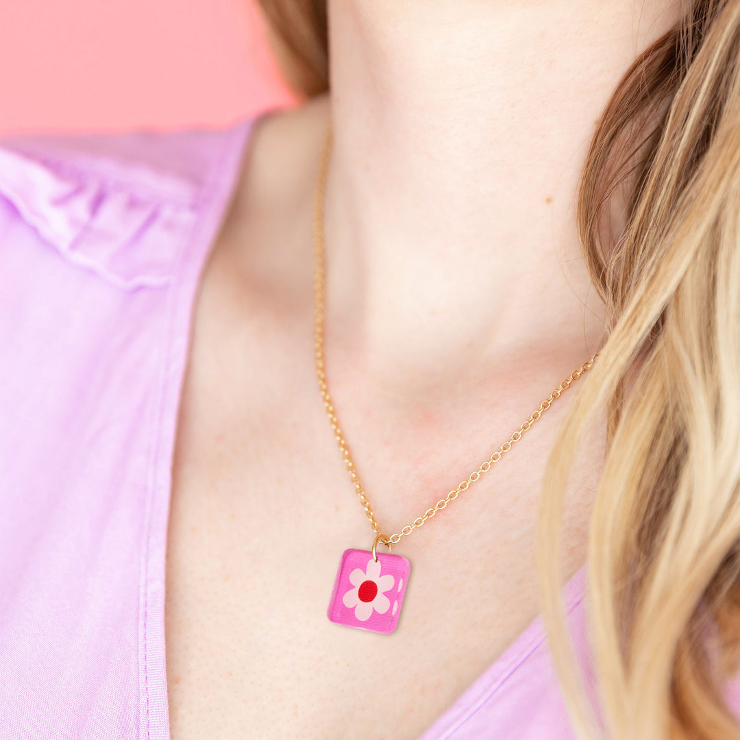 Daisy Charm Pendant Necklaces